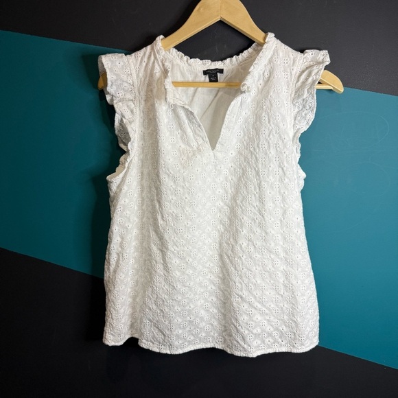 Ann Taylor Factory White Flutter Sleeve Ruffled Blouse 100% cotton size M - Picture 1 of 7